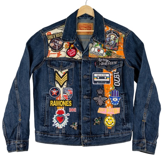Levi Strauss Signature Jackets & Blazers - Vintage Levi's‎ Patched Denim Jacket S Authentic 70s-90s Patches Guns N Roses